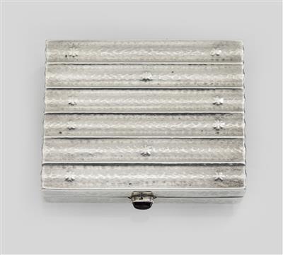 Josef Hoffmann, a cigarette case, designed in 1920, executed by the Wiener Werkstätte, c. 1922 - Secese a umění 20. století