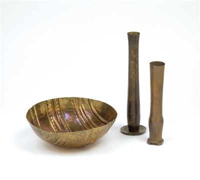 Eugen Mayer, two vases and one bowl, Kunstgewerbeschule des Österreichischen Museums für Kunst und Industrie, Vienna, c. 1925 - Secese a umění 20. století