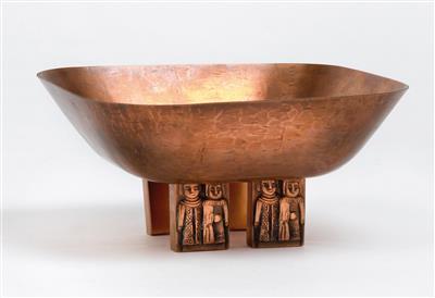 Margit Tevan, a footed bowl, Hungary, c. 1945 - Secese a umění 20. století