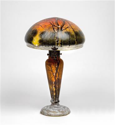 A table lamp with winter landscape, Daum, Nancy, c. 1900 - Jugendstil e arte applicata del XX secolo