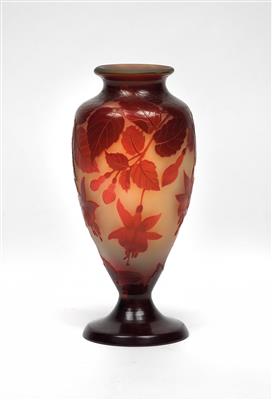 A vase “Fuchsias”, Emile Gallé, Nancy, c. 1915 - Jugendstil and 20th Century Arts and Crafts