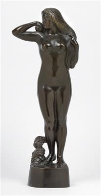 Franz Barwig the Elder (Neutitschein 1868–1931 Vienna), a standing female nude with a sphere, designed ca. 1921, executed by Erzgießerei AG, Vienna - Jugendstil e arte applicata del XX secolo