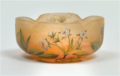 A bowl with apple blossoms, Daum, Nancy, c. 1910/15 - Jugendstil and 20th Century Arts and Crafts