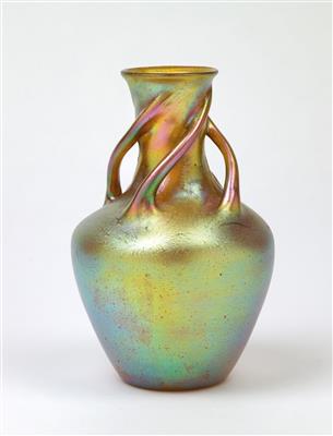 Vase mit gedrehten Henkeln, Johann Lötz Witwe, Klostermühle, 1902 - Jugendstil u. angewandte Kunst d. 20. Jahrhunderts