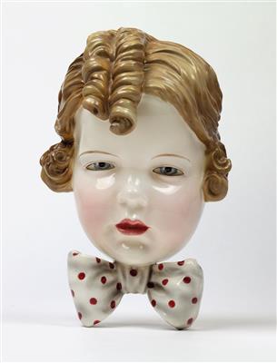 A wall mask: girl’s head with large curls and band, designed in c. 1936/37, executed by Wiener Manufaktur Friedrich Goldscheider, by c. 1941 - Jugendstil e arte applicata del XX secolo