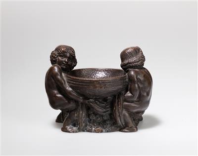 Gustav Gurschner (Mühldorf 1873–1970 Vienna), an ashtray with two putti, model number: 507, executed in Vienna, 1910 - Jugendstil e arte applicata del XX secolo