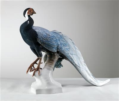 Theodor Kärner, a large silver pheasant, model: 1923, executed by Rosenthal Porcelain Manufactory, Selb, c. 1930 - Jugendstil e arte applicata del XX secolo