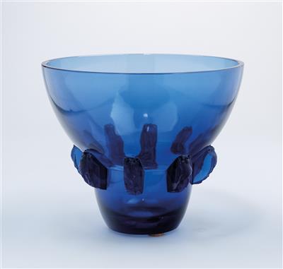 A “Carthage” vase, model number: 1051, designed on 25 September 1930, executed by René Lalique, Wingen-sur-Moder, by 1947 - Jugendstil e arte applicata del XX secolo