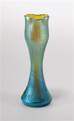 A vase, Johann Lötz Witwe, Klostermühle, c. 1905 - Secese a umění 20. století