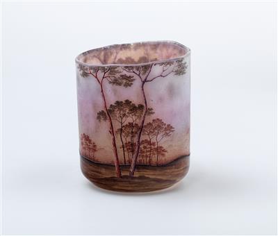 A vase decorated with a landscape and trees, Daum, Nancy, c. 1905 - Secese a umění 20. století