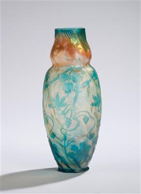 Vase mit Clematisranken, Cristallerie de Pantin, um 1900 - Jugendstil u. angewandte Kunst d. 20. Jahrhunderts