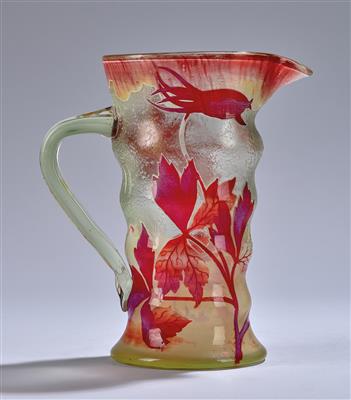 A handled jug with trumpet vines, Emile Gallé, Nancy, c. 1900 - Jugendstil e arte applicata del XX secolo