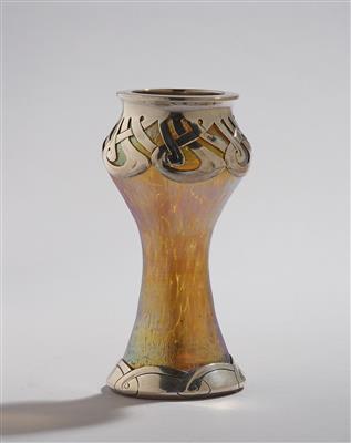 A vase by Johann Lötz Witwe, Klostermühle with galvanoplastic silver mount in Celtic style by Henry van de Velde for La Maison Moderne, c. 1898 - Jugendstil e arte applicata del XX secolo