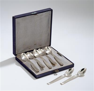 Otto Prutscher, twelve “Imperial” coffee spoons, designed in c. 1920, executed by J. C. Klinkosch, Vienna, as of May 1922, in a box - Jugendstil e arte applicata del XX secolo