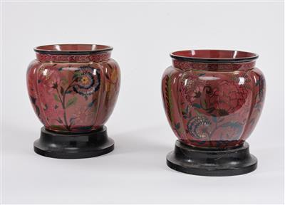 A pair of vases or cachepots, Zsolnay Pécs, c. 1884/1900; the objects are from Villa Godderidge, St. Pölten, Viehofen, Austinstrasse no. 89 - Jugendstil e arte applicata del XX secolo