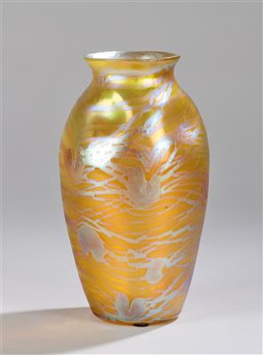 A vase, Johann Lötz Witwe, Klostermühle, c. 1902 - Jugendstil e arte applicata del XX secolo