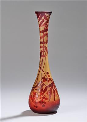 A vase with aronia berries, Paul Nicolas, Nancy, c. 1919/23 - Jugendstil e arte applicata del XX secolo