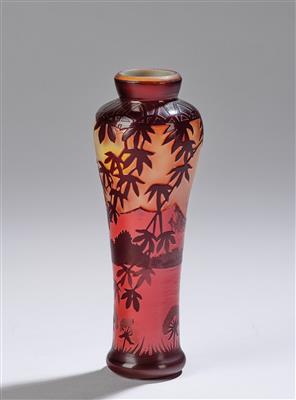 A vase decorated with a landscape in the East Asian style, Crystal de Pantinum, c. 1910 - Jugendstil and 20th Century Arts and Crafts