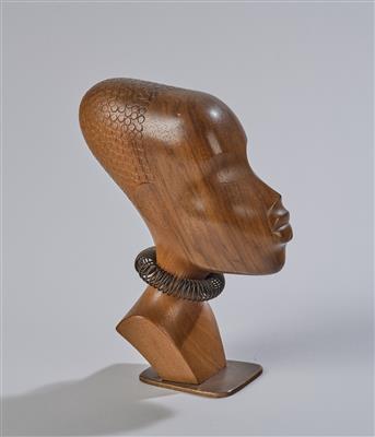 An African woman, model number: 9492, Werkstätten Hagenauer, Vienna - Secese a umění 20. století