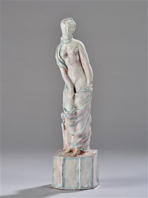Trude Weinberger, a figurine ‘Mädchen mit Taube’ (girl with dove), model number: 498, Wiener Werkstätte, 1919/20 - Jugendstil and 20th Century Arts and Crafts