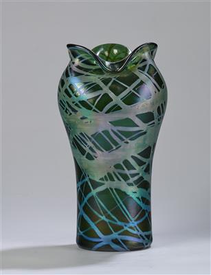 A vase, Johann Lötz Witwe, Klostermühle, c. 1901 - Jugendstil e arte applicata del XX secolo