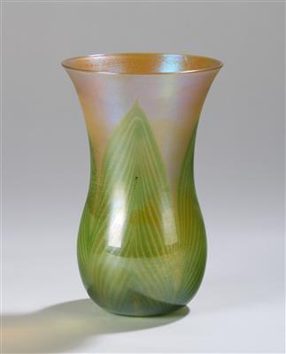 A vase, Louis Comfort Tiffany, New York, c. 1900 - Secese a umění 20. století