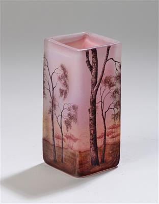 A vase decorated with a landscape, Daum, Nancy, c. 1910 - Jugendstil e arte applicata del XX secolo