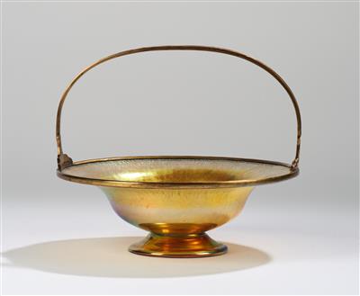 A handled bowl, Louis Comfort Tiffany, New York, c. 1900/1920 - Jugendstil and 20th Century Arts and Crafts