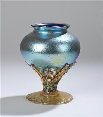 A vase, Johann Lötz Witwe, Klostermühle, 1908 - Secese a umění 20. století