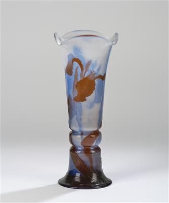 Vase mit Schwertlilien, Emile Gallé, Nancy, um 1900 - Jugendstil & Angewandte Kunst des 20. Jahrhunderts