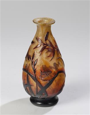 A vase with willowherbs, Daum, Nancy, c. 1910 - Secese a umění 20. století