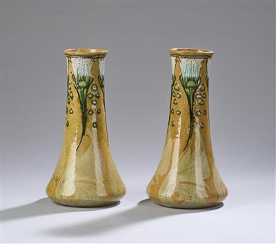 A pair of Secession style vases, form number: 3334, Minton, England, c. 1900 - From the Schedlmayer Collection II - Art Nouveau and Applied Art of the 20th Century