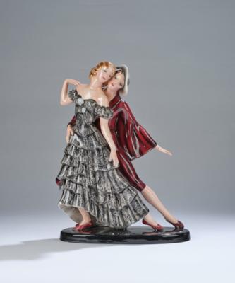 Claire (Klára) White (i.e. Claire/Klára Herczeg), a group: dancing couple (Russian Ballet) on an oval base, model number 6830, designed in around 1933/34, executed by Wiener Manufaktur Friedrich Goldscheider, by c. 1941 - Jugendstil e arte applicata del XX secolo
