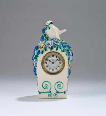 Michael Powolny, a clock with sparrow (original title: "Uhr samt Werk mit Vogel, No. 85"), model number K 420, Wiener Keramik, and Vereinigte Wiener und Gmundner Keramik or Gmundner Keramik - Secese a umění 20. století