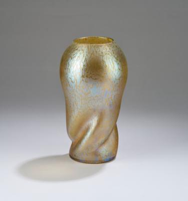 A vase, Johann Lötz Witwe, Klostermühle, 1900 - Secese a umění 20. století