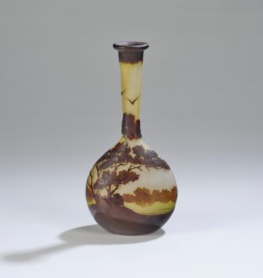 A vase with a wooded and lakeside landscape, Emile Gallé, Nancy, c. 1910 - Secese a umění 20. století