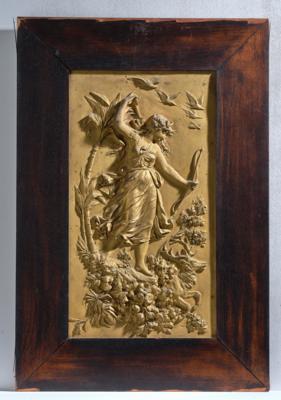 Karl Sterrer (Wels 1844-1918 Vienna), two reliefs with allegorical female depictions on the theme of hunting and fishing, Vienna, c. 1900 - Jugendstil e arte applicata del XX secolo