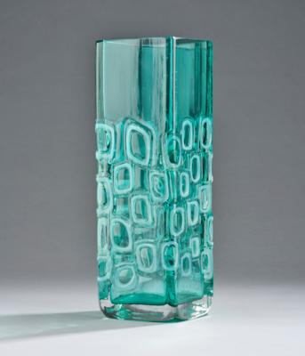 A cubic vase from the “Vasarely” series, designed by Angelo Barovier, 1969, executed by Barovier & Toso, Murano - Secese a umění 20. století