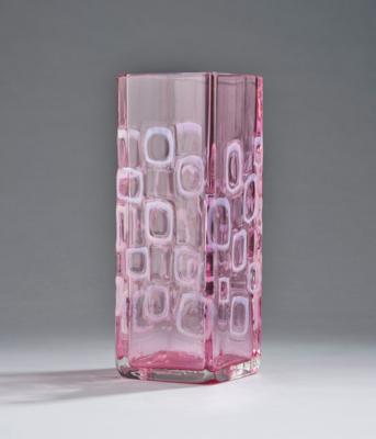 A cubic vase from the “Vasarely” series, designed by Angelo Barovier, 1969, executed by Barovier & Toso, Murano - Secese a umění 20. století