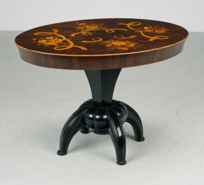 An oval dinner table with stylistic elements in the manner of Dagobert Peche, c. 1925 - Secese a umění 20. století