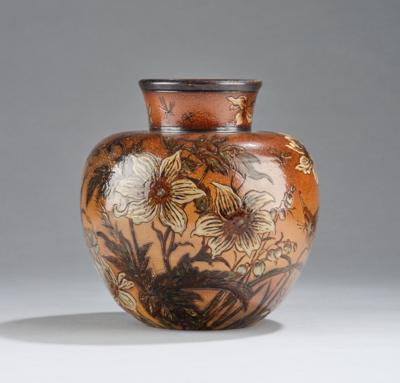 A vase with flowers, butterflies and insects, manufactured by R. W. Martin and Brothers, London, Southall, January 1892 - Secese a umění 20. století