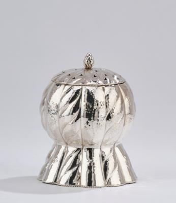 Artur Berger, a sugar caster (“Zuckerstreuer”), model number S 4011, Wiener Werkstätte, 1918 - Jugendstil e arte applicata del XX secolo