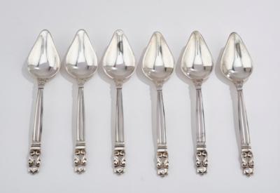 Johan Rohde (design), six sterling silver coffee spoons, model “Acorn” and “Konge” (king), designed in 1915, executed by Georg Jensen Silversmithy, Copenhagen, c. 1945 - Secese a umění 20. století