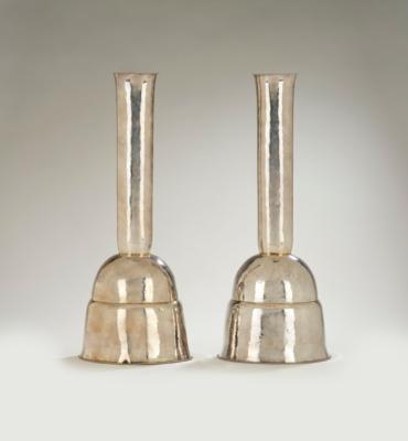 Josef Hoffmann, a pair of silver vases, Wiener Werkstätte, 1914 - Secese a umění 20. století
