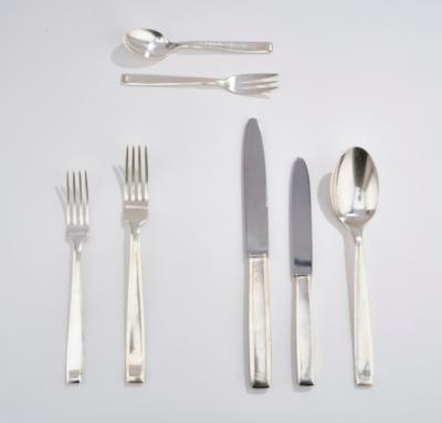 Philipp Häusler, a large 83-piece cutlery service, model “Europe”, model number 2800, executed by Berndorf - Jugendstil e arte applicata del XX secolo