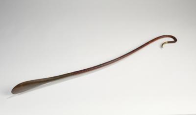 A shoehorn, model number 4331 (3940), Carl Auböck, Vienna, c. 1950/60 - Jugendstil e arte applicata del XX secolo