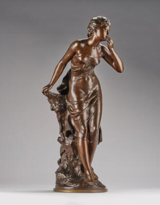 Auguste Louis Mathurin Moreau (1834-1917), a female bronze figure leaning against a rock, Paris, c. 1900 - Secese a umění 20. století