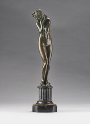 Claire Jeanne Roberte Colinet (France, 1880-1950), a bronze female figure: “Darling”, Paris, c. 1920/30 - Jugendstil and 20th Century Arts and Crafts