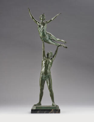 F. X. Bergmann, große Bronzegruppe: Tänzer und Tänzerin (bzw. Turner und Turnerin), Wien, um 1900/20 - Jugendstil & Angewandte Kunst des 20. Jahrhunderts