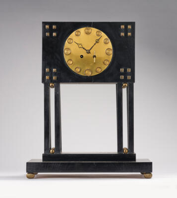 A tall commode clock or mantel clock, designed c. 1910/20 - Jugendstil e arte applicata del XX secolo